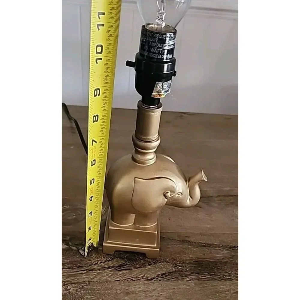 SMALL BUT MIGHTY Resin Gold Elephant (trunk Up) Lamp‎ (11